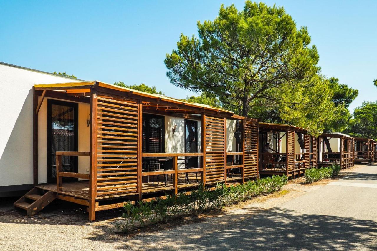 Mediteran Travel Mobile Homes Solaris Brodarica  Exterior photo