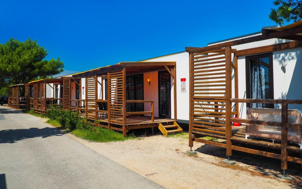 Mediteran Travel Mobile Homes Solaris Brodarica  Exterior photo